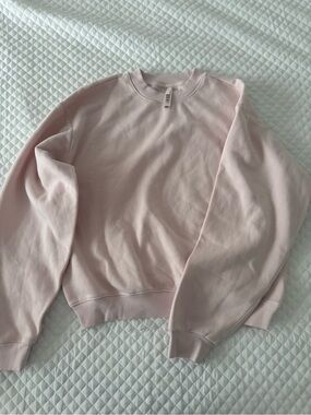 Skims Crewneck Pullover Sweater - Light Pink,brand new,size L